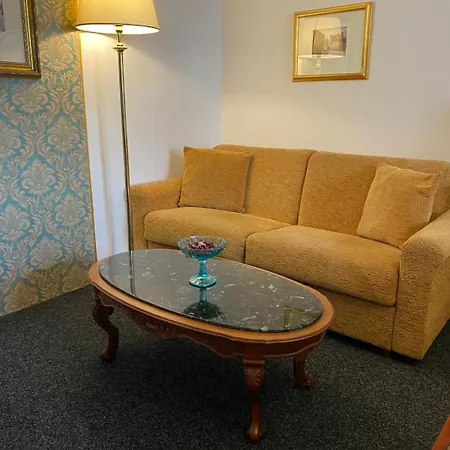 Kapitan ジャテツ