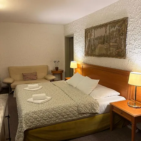 Kapitán Hotel *